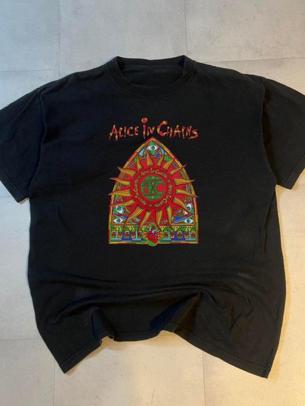 Gildan Black Alice In Chains Graphic Tee with Multicolor Sun Art